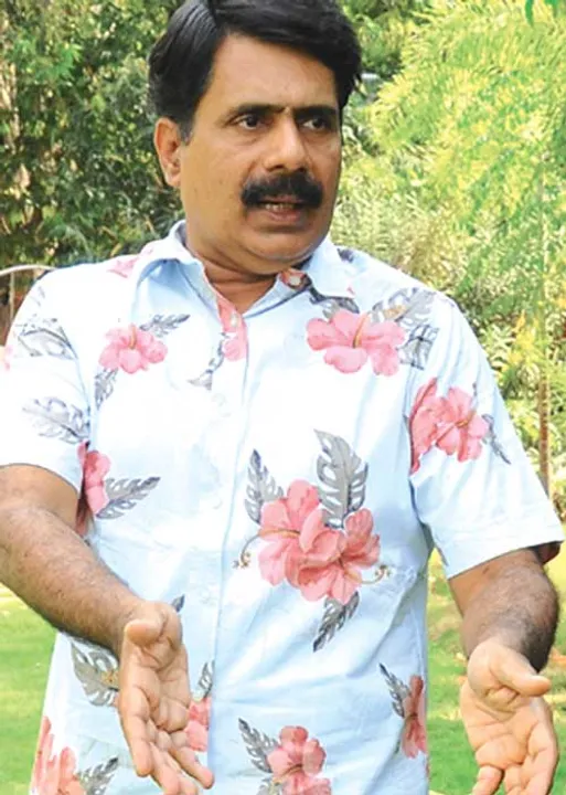  குதிரை பேரத்திற்கு வழிவகுக்கும் தேர்தல்! எம்.ஜி.ஆர். குடும்பத்திலிருந்து ஒரு குரல்!