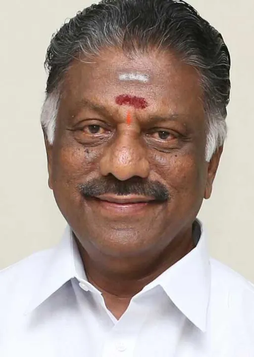  பன்னீருக்கு கல்தா!