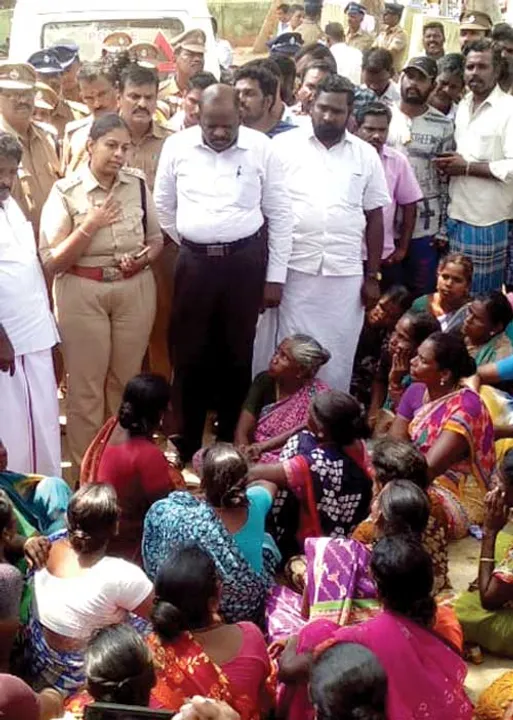  காமக்கொடூரன்களைக் காக்கும் காக்கிகள்!