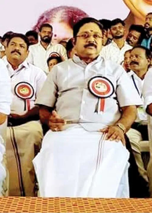  ஓட்டெல்லாம் எங்கே போனது? -விரக்தி ஆலோசனையில் தினகரன்!