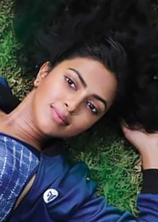  டூரிங் டாக்கீஸ்! "ஆடை' விவகாரம்! அமலாபால் ஆவேசம்!
