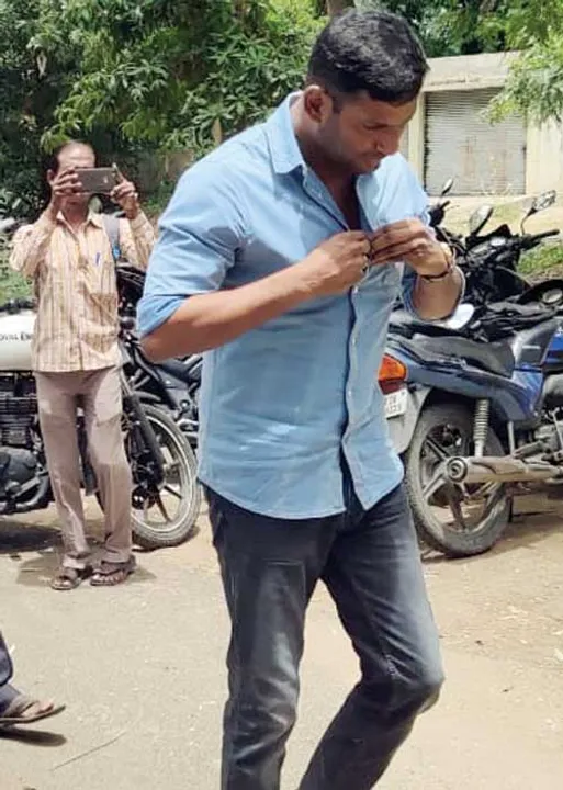  கோலிவுட்! சட்டை கிழியாத சண்டைகள்! சண்டை-1