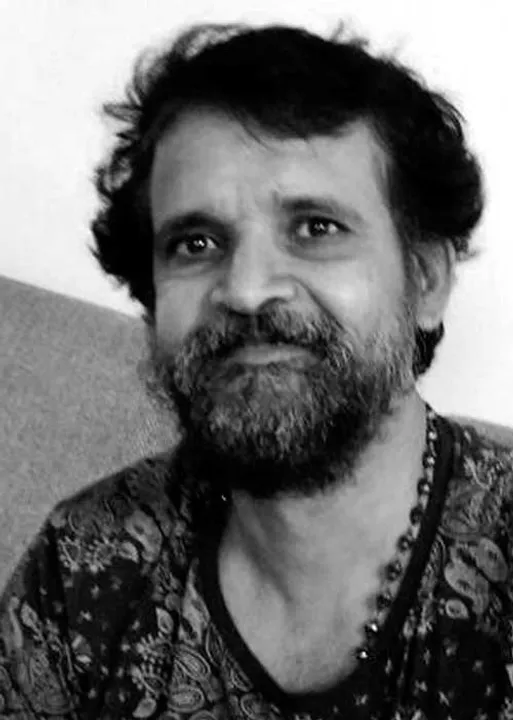  மிரட்டப்பட்ட பாடலாசிரியர்கள்! -பாடலாசிரியர் ஹிருதயாவின் உரையில் தெறித்த சாரலிருந்து...