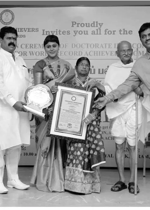  விருது நாயகி கவிஞர் மரியதெரசா!-முனைவர் இரா.பிரேமா