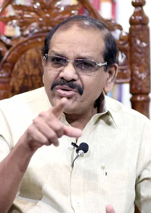  காஷ்மீருக்கு துரோகம் செய்தது காங்கிரசா? பா.ஜ.க.வா? -பீட்டர் அல்ஃபோன்ஸ் பேட்டி