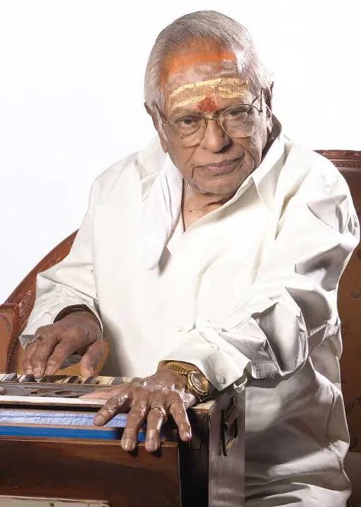  கேரக்டர்! கலைஞானம் (82)