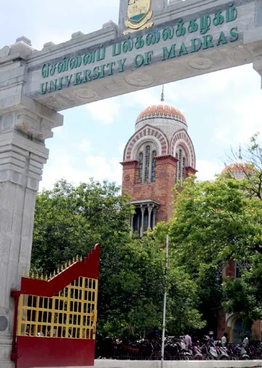  ஆளுநர் பிரஷரால் மாணவர் டிஸ்மிஸ்! காவிமயமாகும் சென்னை பல்கலை!