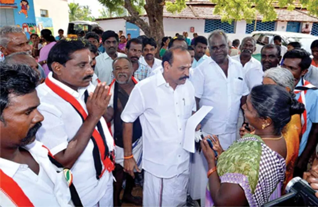  ஆளும் கட்சியை அலறவிடும் தோழமை! காங்கிரசைக் காப்பாற்றும் தி.மு.க.! -நாங்குநேரி நிலவரம்!