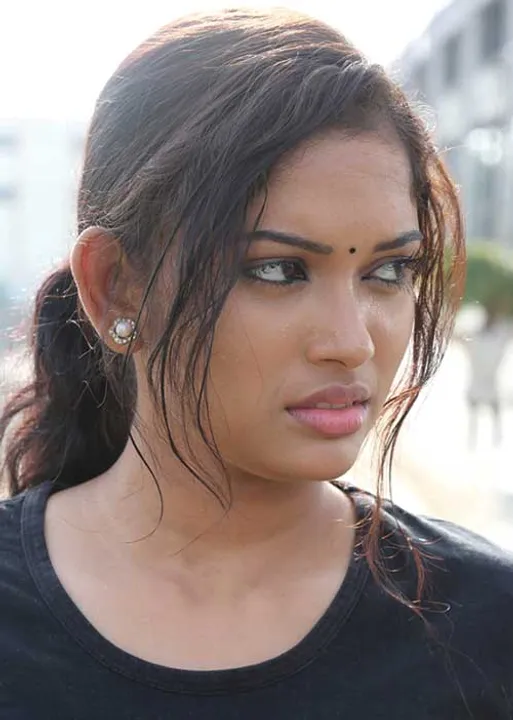  சாகடிக்கும் தியேட்டர் ஓனர்கள்! -வேதனையில் வெடிக்கும் தயாரிப்பாளர்!