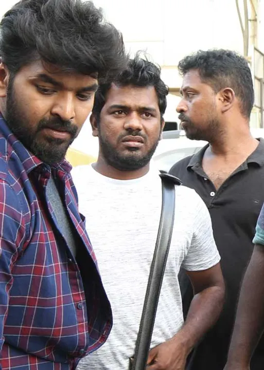  பிரேக்கிங் நியூஸ்