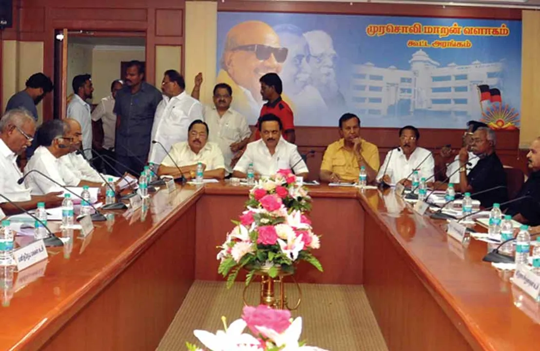  ராங்கால் : கழக மா.செ.க்களின் உள்ளாட்சி ரகசிய டீல்! பொள்ளாச்சி! பெண்கள் வாக்குமூலம்! சிக்கும் அ.தி.மு.க. புள்ளிகள்! தி.மு.க. கூட்டணியில் கமல்?