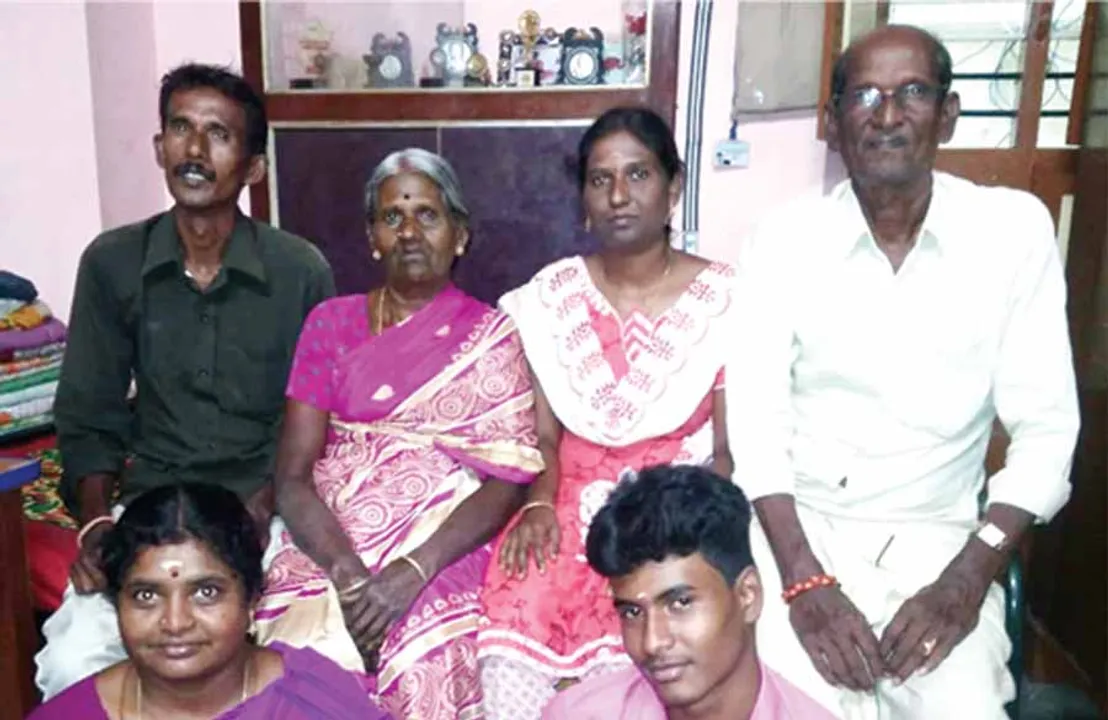  சிக்னல்  : லட்சியமே பெரிதென வென்ற மகாலட்சுமி!