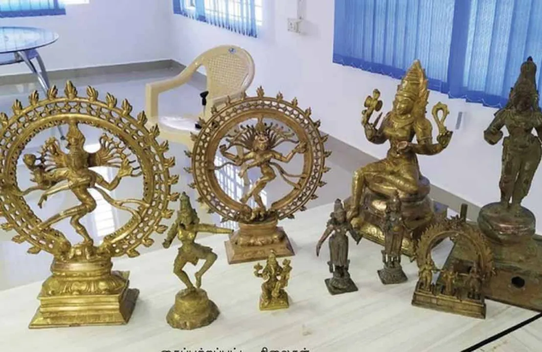  பேசுவது இந்துத்வா! கடத்துவது கடவுள் சிலை! -சிக்கிய பா.ஜ.க. பிரமுகர் + கோவில் குருக்கள்!