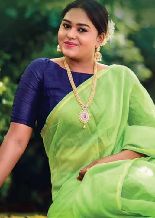 கோலிவுட்டை கலக்கும் காம்பியரிங் கேர்ள்ஸ்!
