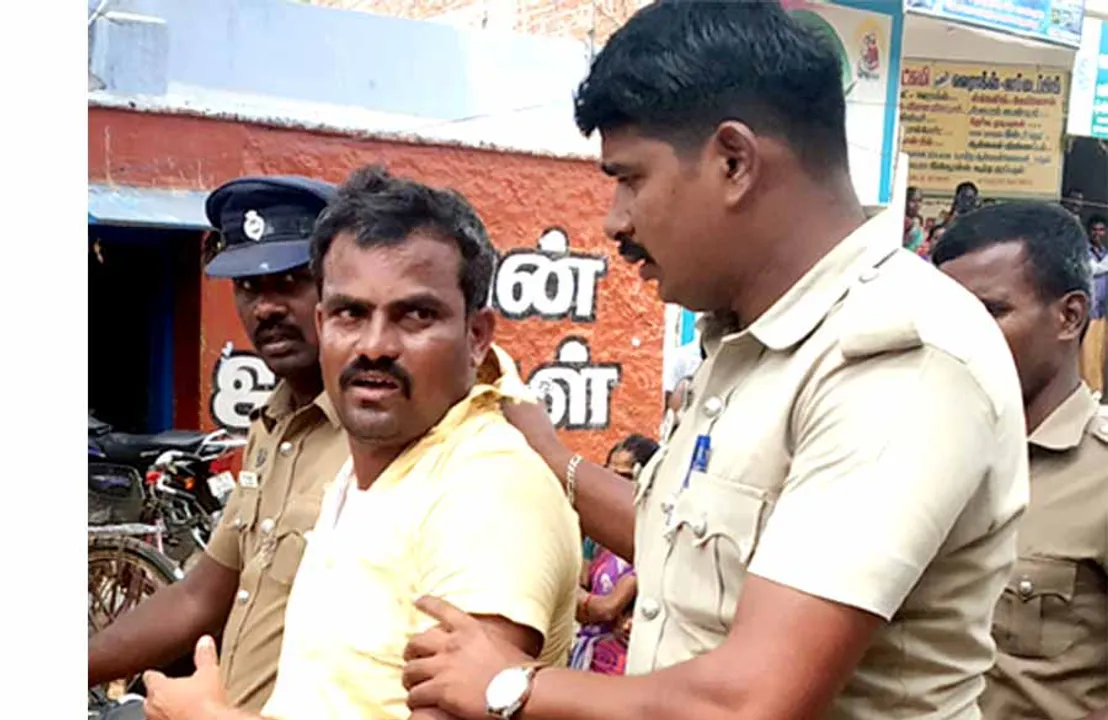  போதையில் தள்ளப்படும் மாணவிகள்! -பதறும் பெற்றோர்!