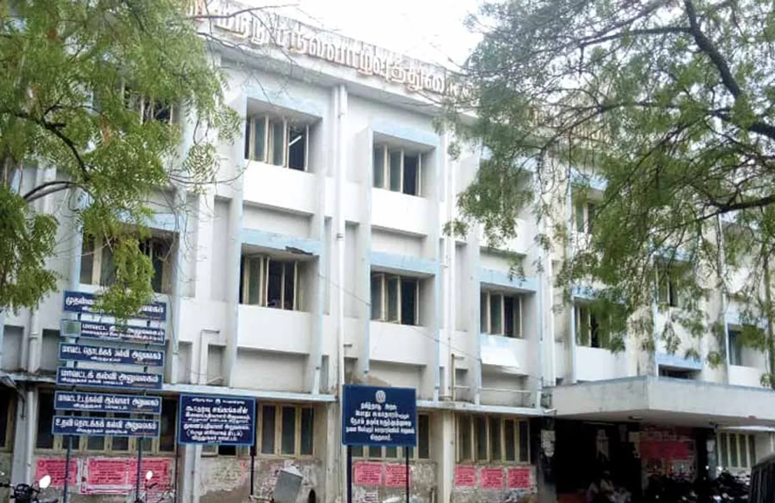  அரசுக்கு நட்டம்! அதிகாரிகளுக்கோ லாபம்! -ஆசிரியர்கள் நியமன ஊழல்!
