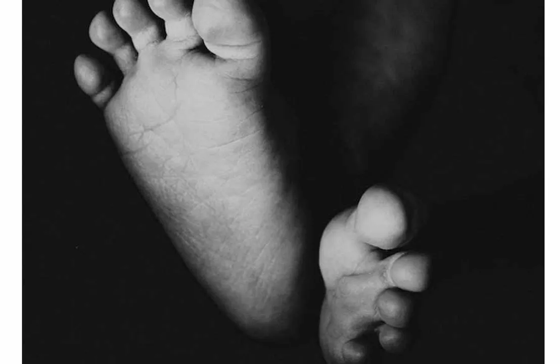  தாய்ப்பாலுக்குப் பதில் கள்ளிப்பால் - எருக்கலம் பால்! -மீண்டும் பெண் சிசு கொலை!!