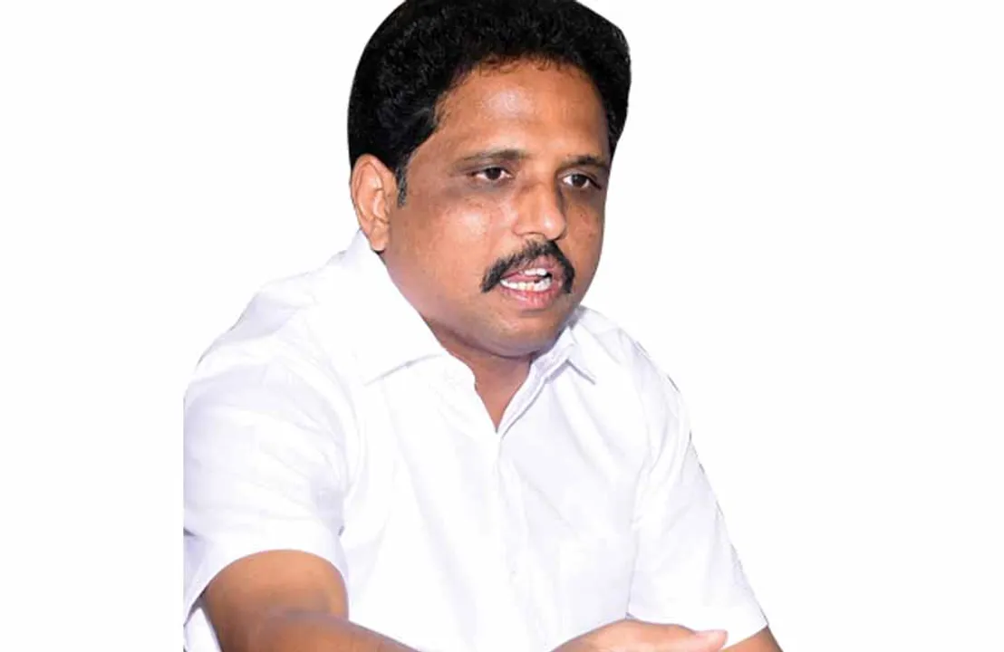  தண்டவாளத்தில் சிதறியது முஸ்தபா மட்டும்தனா? -மதுரை எம்.பி. உருக்கம்