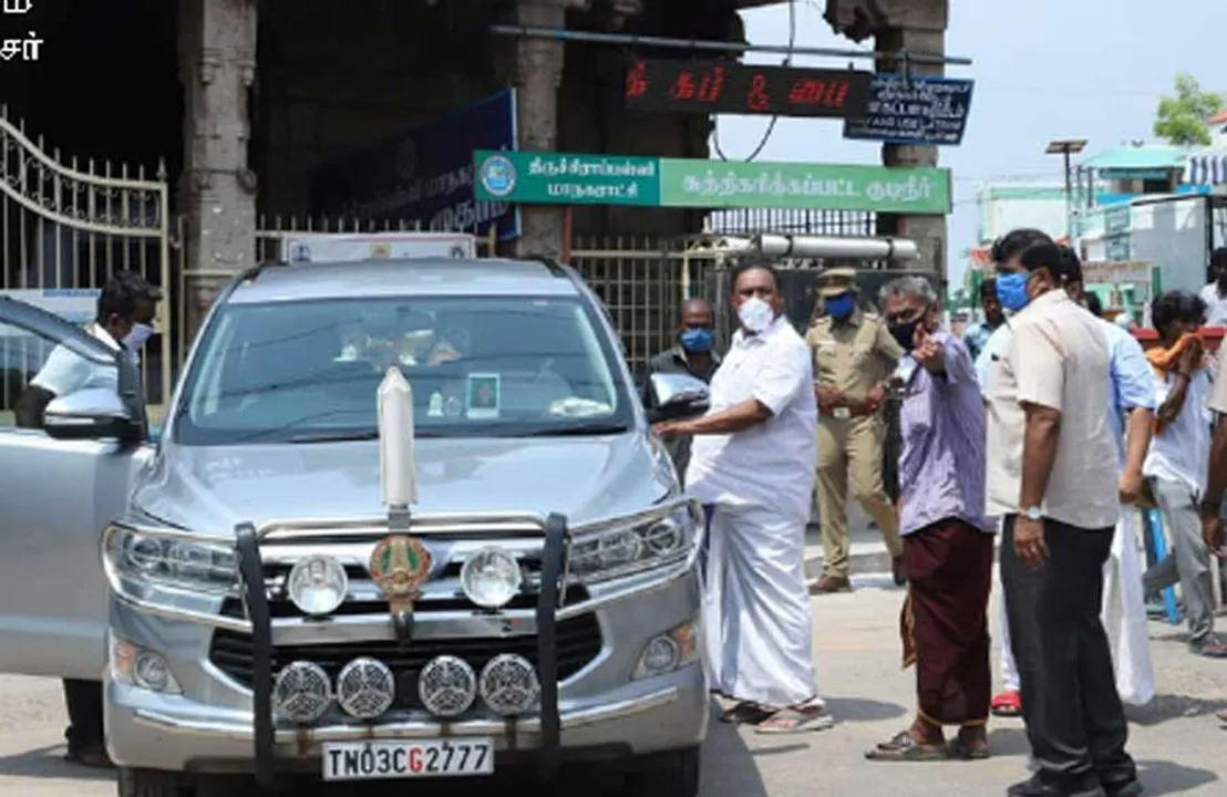  சிக்னல்  : அமைச்சருக்கு மட்டும் கொரோனா பரவாதா?