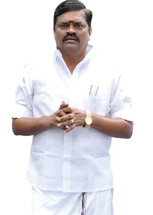  அதிமுகவுக்கு 3 மா.செ.! அப்படின்னா கே.டி.ராஜேந்திரபாலாஜி?