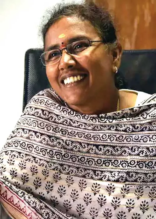  சட்டமன்றத் தேர்தலுக்கு முன் கவர்னர் ஆட்சி - அமுத ஐ.ஏ.எஸ். நியமான விவாதம்!