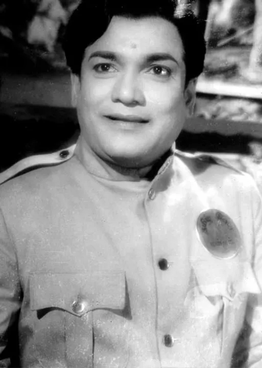  நாயகன் அனுபவத் தொடர் (6) -புலவர் புலமைப்பித்தன்