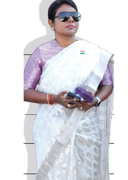  கண்டும் காணாத பீலா ராஜேஷ்! கொரோனா நோயாளிகளை அனுமதிக்காத அரசு மருத்துவமனைகள்!
