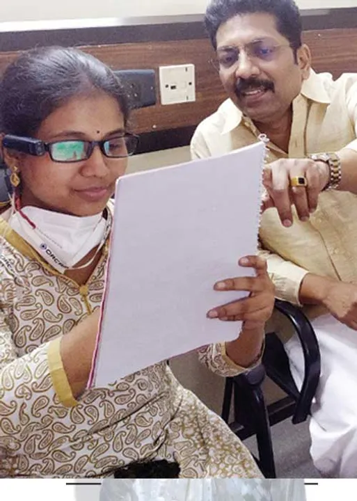  சாதனை பெண் ஐ.ஏ.எஸ். பார்வைக்கு ஒளியூட்டிய எம்.எல்.ஏ.!