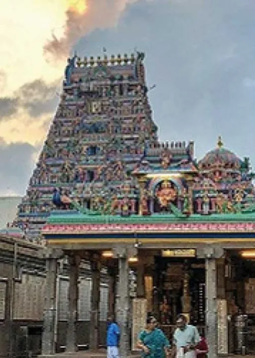  கோர்ட் உத்தரவை மீறி கொள்ளை போன 25 ஆயிரம் கோடி கோவில் சொத்து!