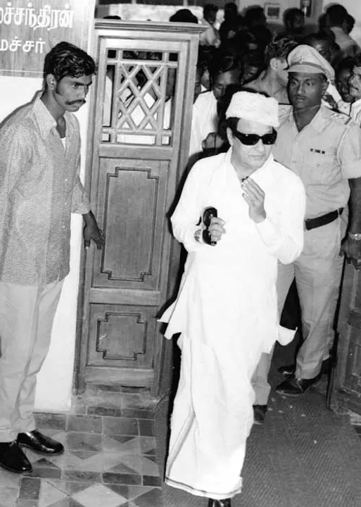  நாயகன் அனுபவத் தொடர் (36) - புலவர் புலமைப்பித்தன்