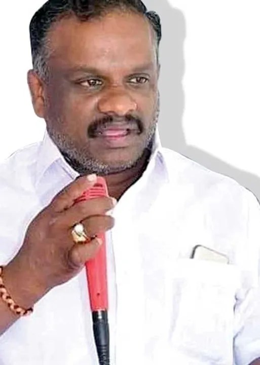  புதுமாவட்டத்துக்கு இப்படியொரு மா.செ.வா? -மயிலாடுதுறை அ.தி.மு.க. கொதிப்பு