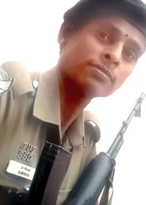  EXCLUSIVE : உண்மையை அம்பலப் படுத்தியதால் வழக்கு? மிரட்டப்படும் தலைமைக் காவலர் ரேவதி!
