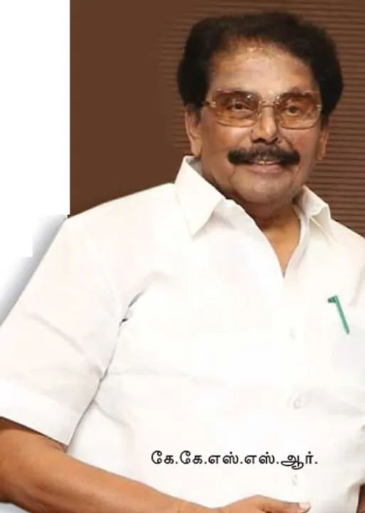  உதயநிதியிடம் நக்கீரனைக் காட்டிய கே.கே.எஸ்.எஸ்.ஆர்.!-இளைஞரணி நியமனத்தில் குளறுபடிகள்!