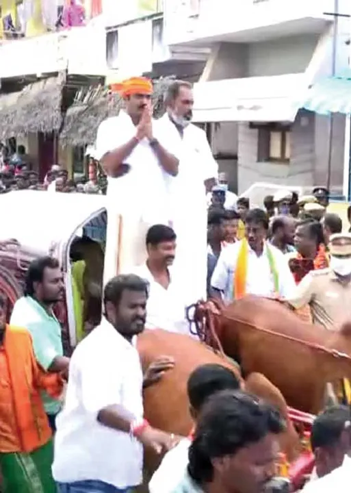  நல்லா இருந்த ஊரும்... நாசமாக்கிய காவிகளும்!