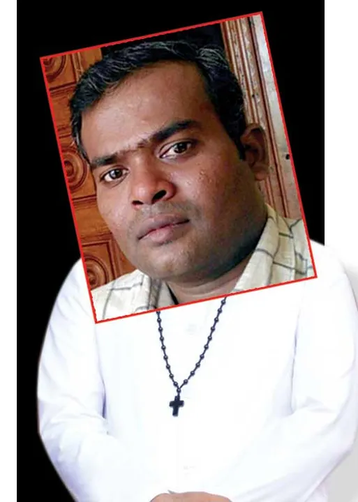  பாலியல் பாதிரியார்! கைக்குழந்தையுடன் போராடும் பெண்!