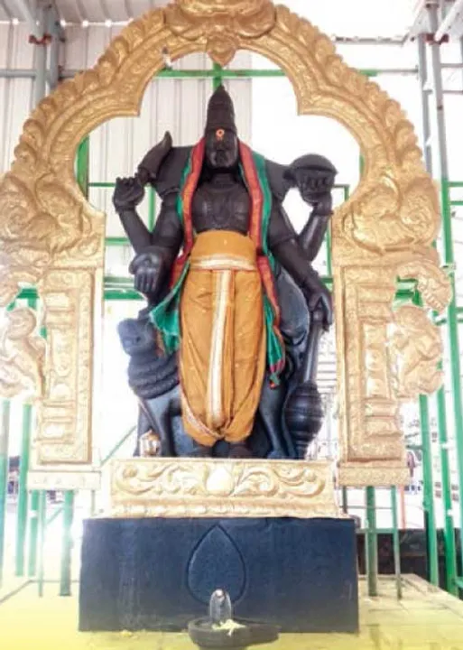  12 பாவங்களில் சனி நிற்கும் பலன்!