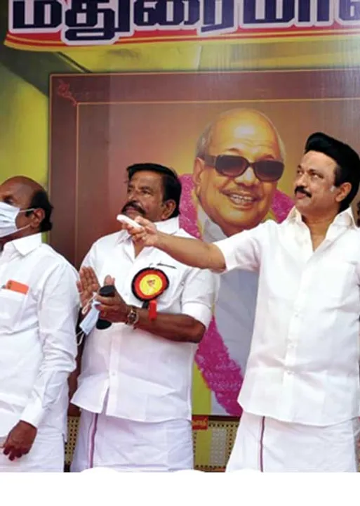  சட்டப் போராட்டத்தில் வென்று சிலையாய் சிரிக்கும் கலைஞர்! -இதுதாண்டா மதுரை!