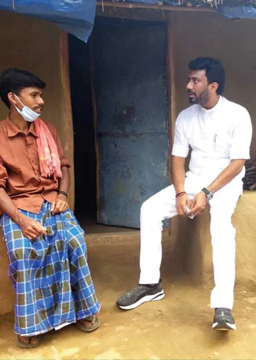  தொகுதி மக்களிடம் சரண்டரான ஓ.பி.எஸ். & சன்ஸ்!