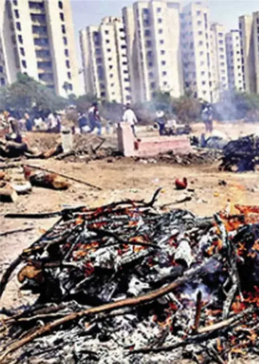  கொரோனாவில் கிழிந்து தொங்கும் மோடியின் குஜராத் மாடல்!
