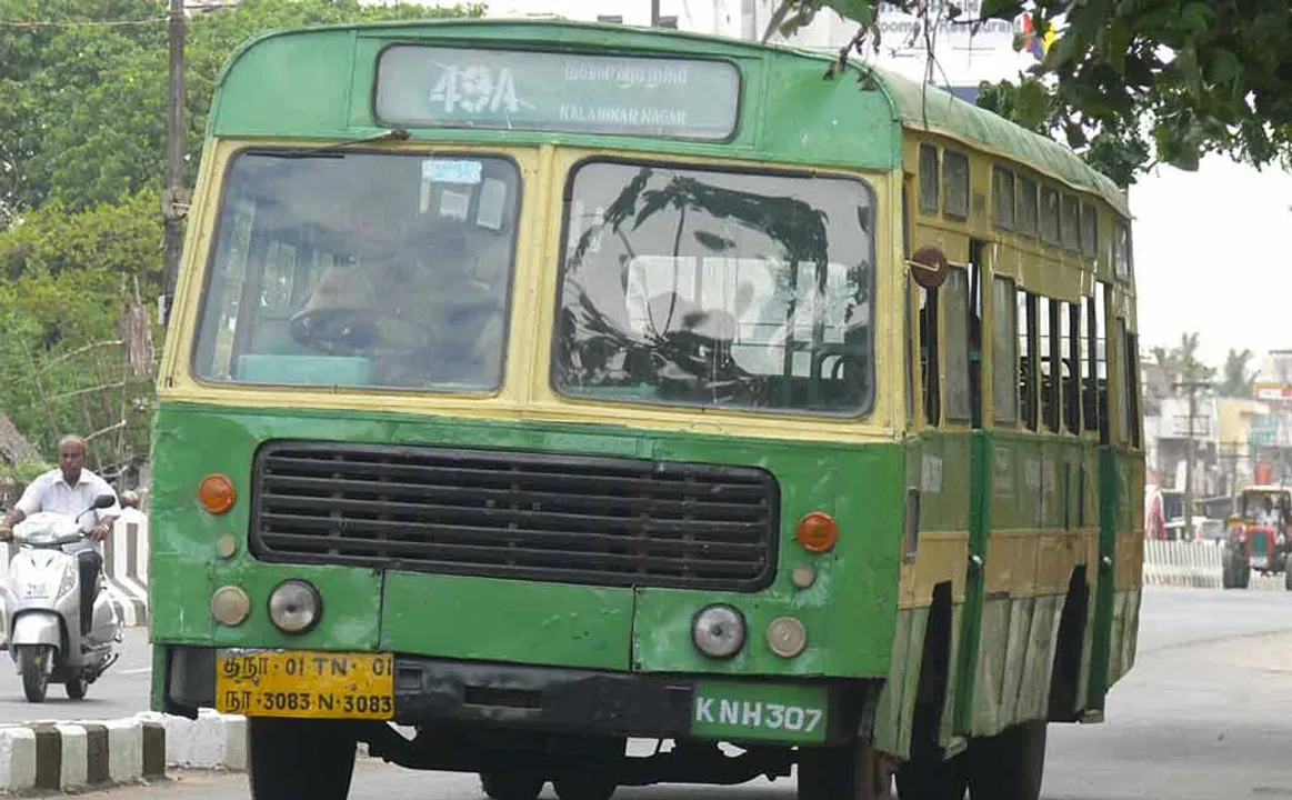  மாணவர்களின் ஜல்லிக்கட்டு போராட்டம் தெரியும், ஆனால் பஸ் கட்டண போராட்டம் பற்றி தெரியுமா..? 