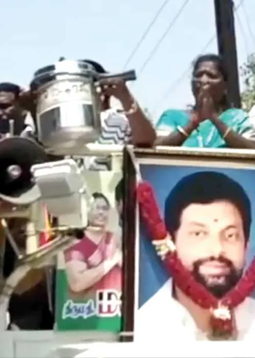  சிக்னல்  தபால் வாக்குரிமைப் போராளி!