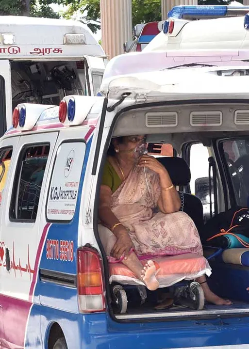  கொரோனா சிகிச்சை அவலம்! மரணப் படுக்கையில் மக்கள்!