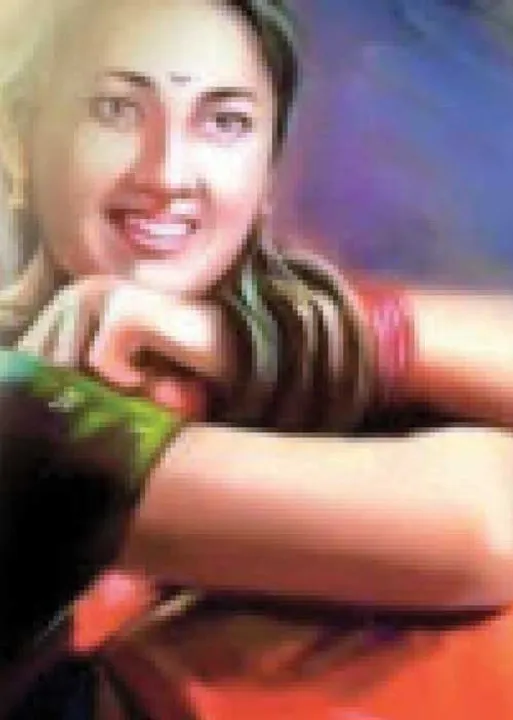  வேலாயுதனின் மனைவி - மாதவிக்குட்டி தமிழில் : சுரா