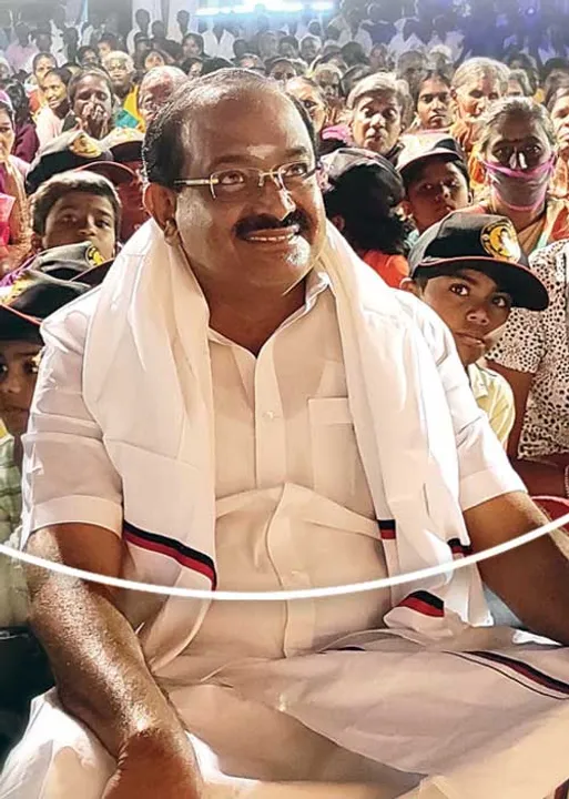  மக்களைத் தேடி ஏழு நாளில் 70 கோடி! -அசத்திய அமைச்சர்!