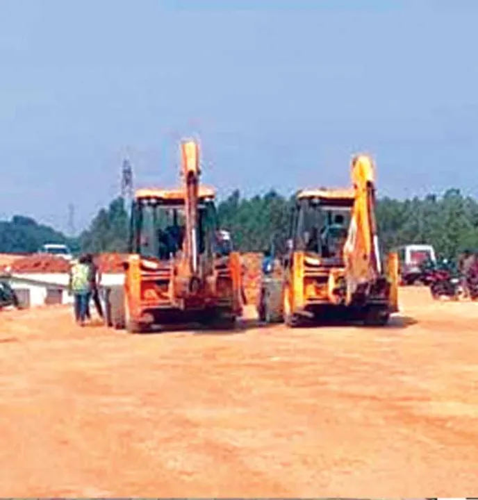  நிலம் கொடுத்த விவசாயிகளை வஞ்சிக்கும் அதிகாரிகள்!