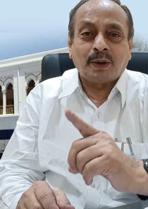  உரிமைப் போரில் 2 ஆயிரம் கோடி சொத்து!