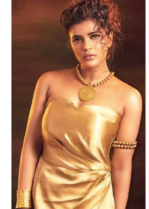  தாத்தா டைட்டிலில் பேரன்!