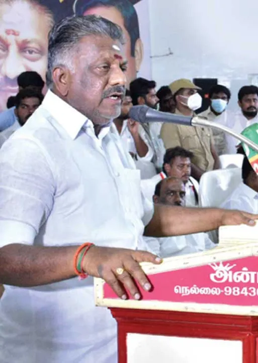 கண்டுகொள்ளாத ஓ.பி.எஸ். கடுப்பில் அ.தி.மு.க. வேட்பாளர்கள்.