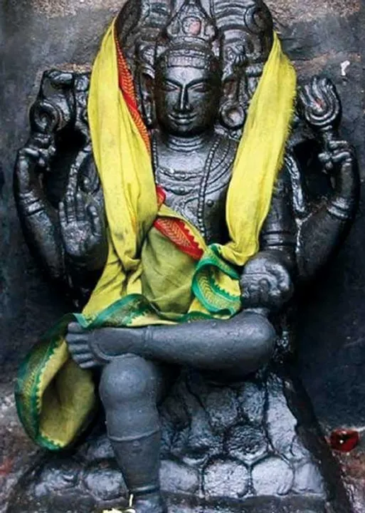  கும்ப ராசிக்கு மாறும் குருப் பெயர்ச்சிப் பலன்கள் 2021-2022