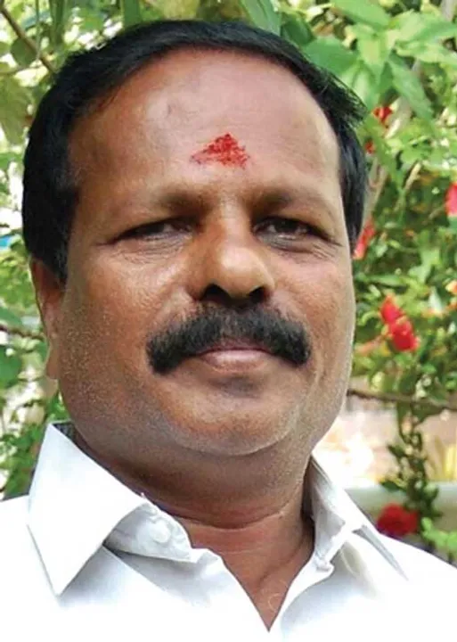  அ.தி.மு.க. பிரமுகரை சுழற்றியடிக்கும் பாலியல் சர்ச்சை!